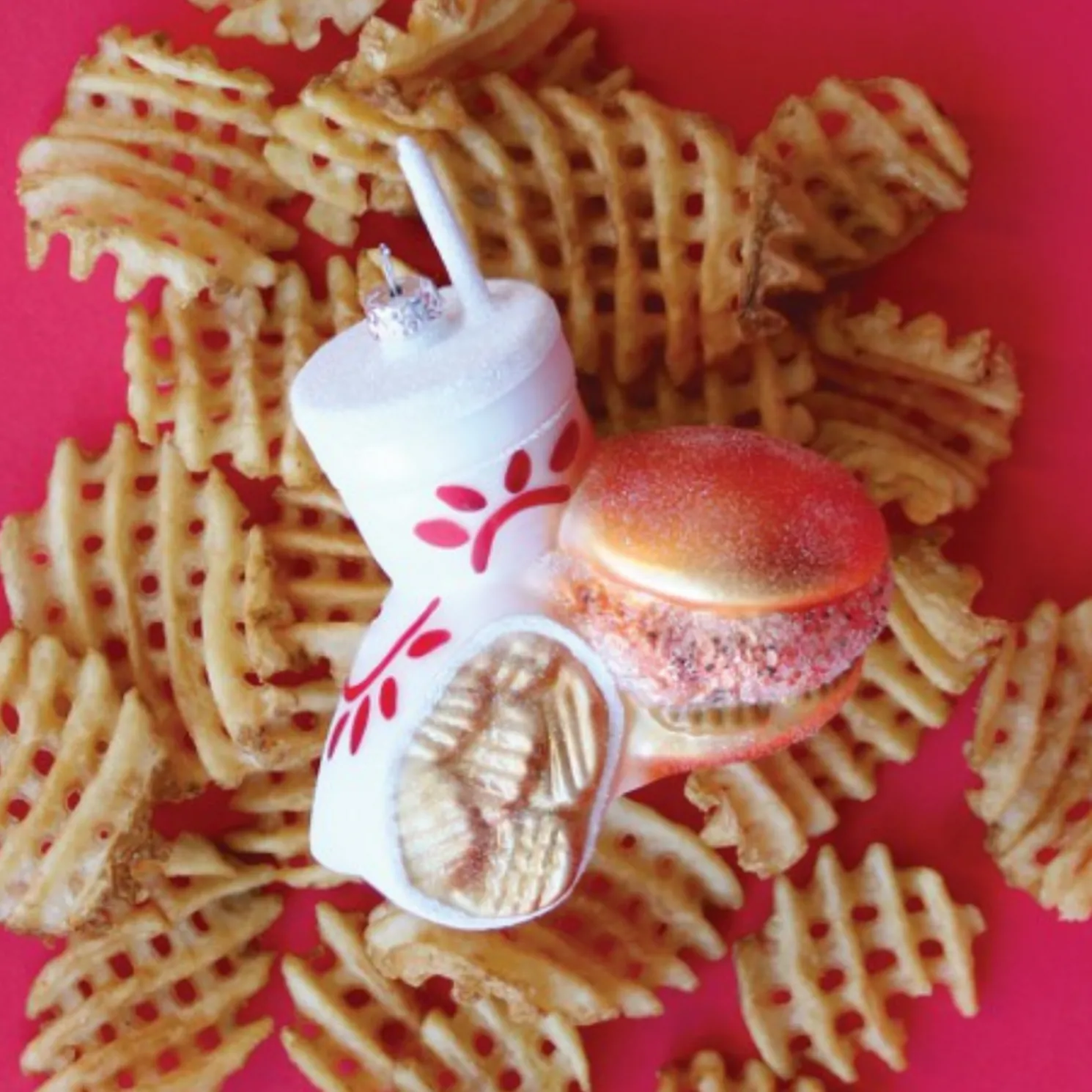 Cody Foster 5" Fast Food Chicken Sandwich Glass Christmas Ornament GO-8337