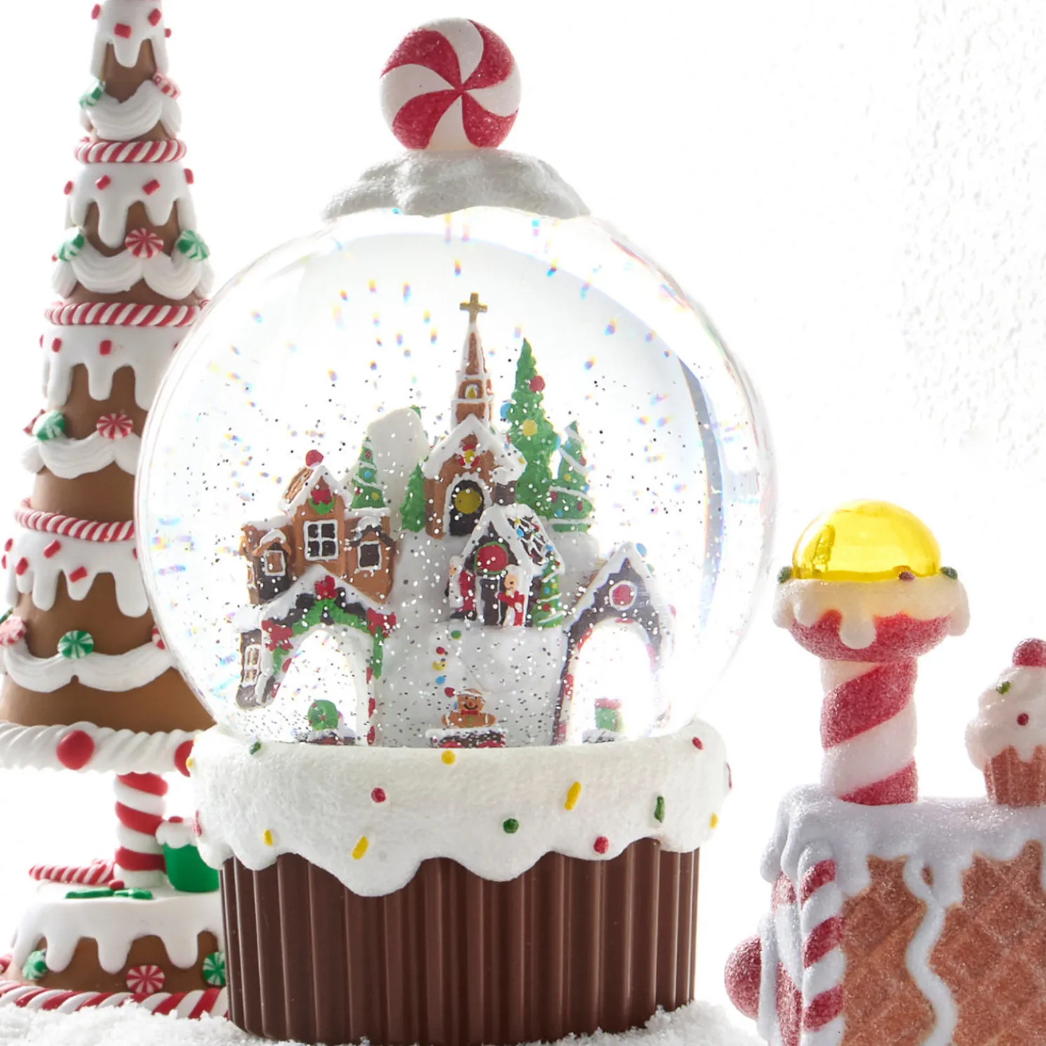 Raz 9.5" Animated Gingerbread Village Christmas Water Globe 4500790
