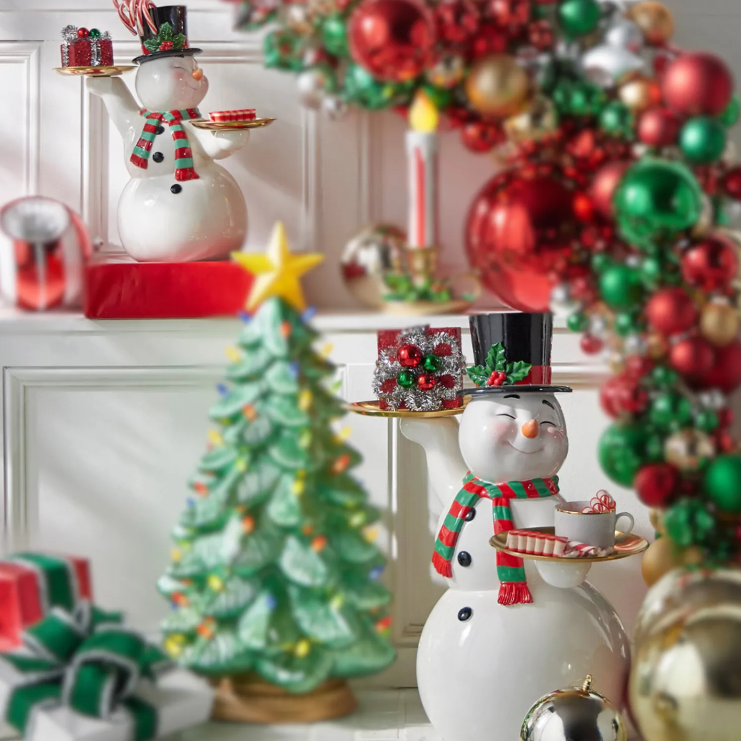 Raz 16" or 25" Large Retro Snowman Cake Plate Christmas Decoration