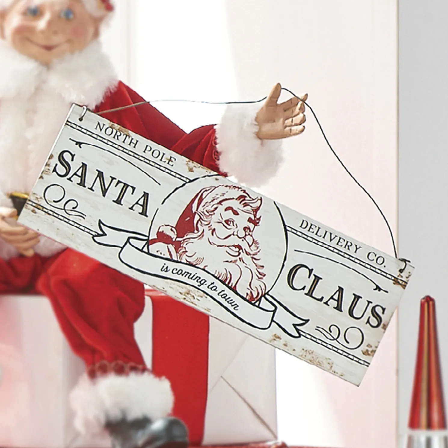 Raz 8" Santa Claus Hanging Christmas Ornament Sign 4116170